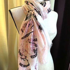 Jessica Simpson Scarf -butterflies🦋 🦋